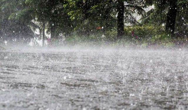 Meteoroloji'den çok sayıda il için kuvvetli yağış uyarısı