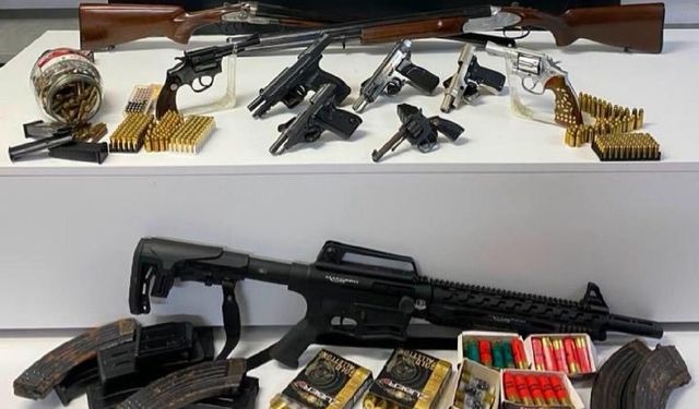 Muğla'da ruhsatsız silah operasyonu: 3 şüpheli tutuklandı