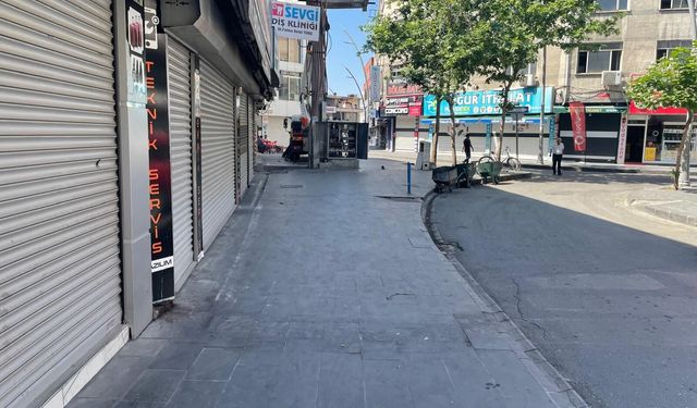 Çarşı Esnafı Öğlene Kadar Elektriksiz Kaldı