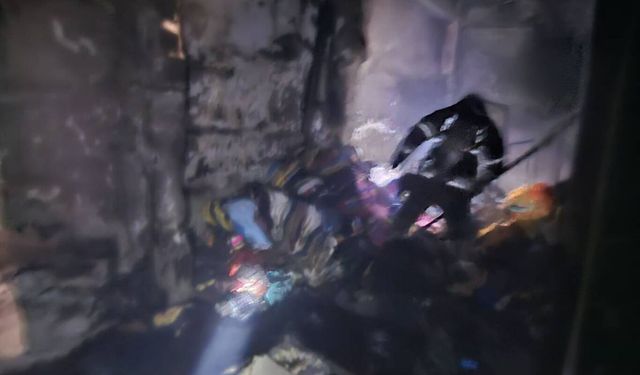 Batman'da iş yeri yangını: 3 iş yerinde hasar oluştu