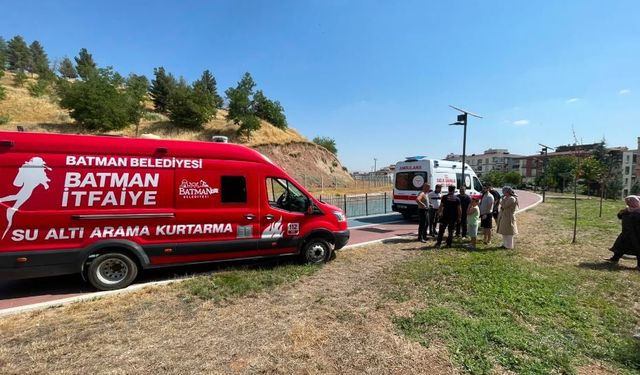 Batman’da Korkutan Kaza: Selfie Çekerken Kanala Düşen Çocuk Kurtarıldı
