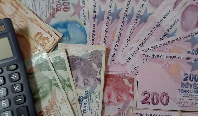 En düşük emekli aylığını 23 bin 552 liraya çıkaran düzenleme yürürlüğe girdi