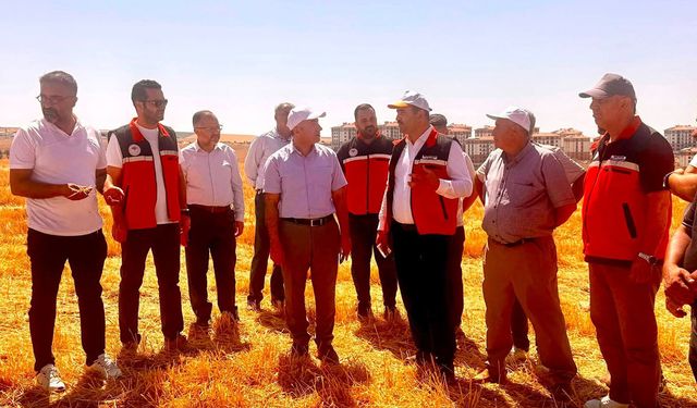 Çiftçilere anız yangınlarının zararları anlatıldı