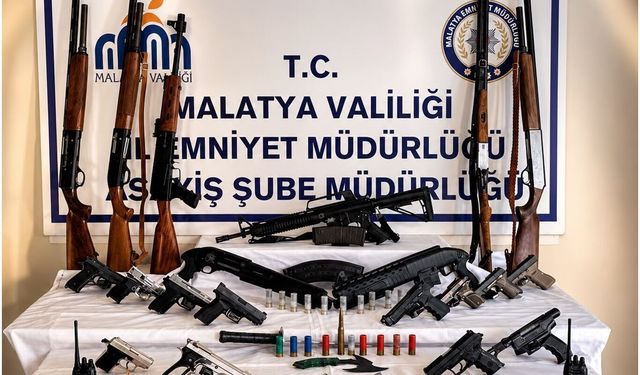 Malatya'da silah teşhirine operasyon: 56 şüpheli yakalandı