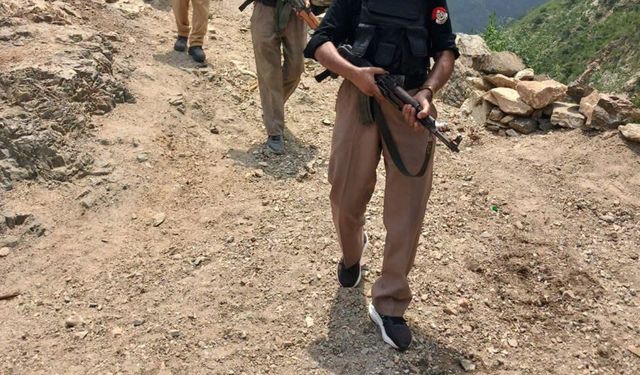 Pakistan'da polis noktasına saldırı: 9 ölü 28 yaralı