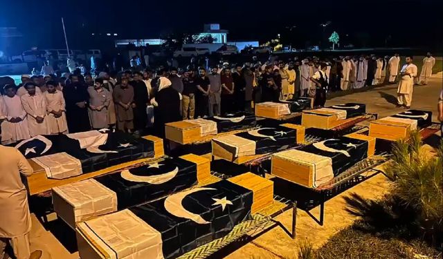 Pakistan'da polis noktasına yapılan saldırıda ölü sayısı 26'ya yükseldi