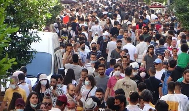 Türkiye'de doğuşta beklenen hayat süresi 78,5 yıla yükseldi