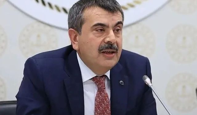 Bakan Tekin: Öğretmenlerin mesleki çalışmaları 1-4 Eylül'de çevrim içi yapılacak