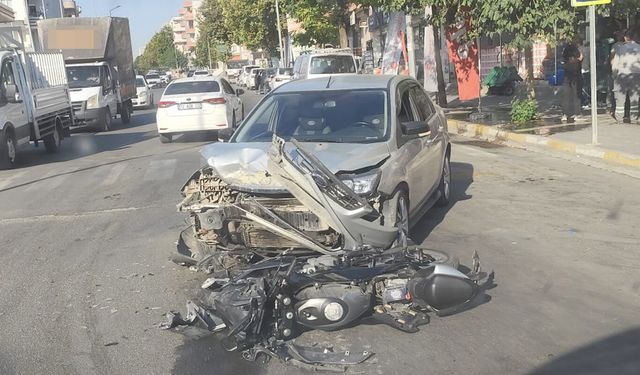 Batman'da otomobil ile motosiklet çarpıştı: Bir ağır yaralı