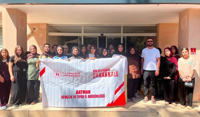 Batmanlı Öğrenciler Çanakkale’yi Gezdi