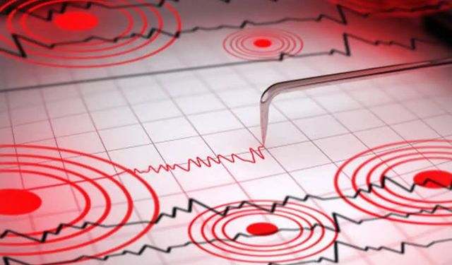 Endonezya'da 5,7 büyüklüğünde deprem