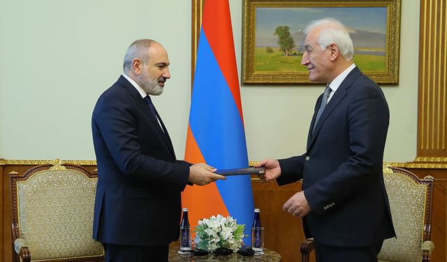 Ermenistan'da Paşinyan yeniden başbakan olarak atandı