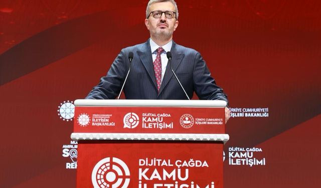 İletişim Başkanı Duran 'Dijital Çağda Kamu İletişimi' panelinde konuştu
