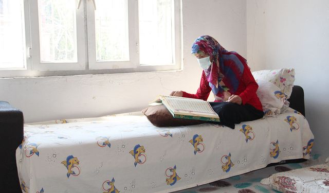 Tekrar Kur'an Okuyabilmek İçin Tedavi Olmak İstiyor