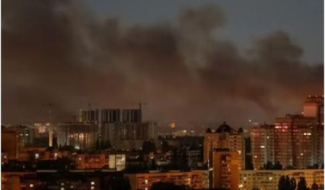 Ukrayna balistik füzelerle hedef alındı: Kiev'de peş peşe patlamalar