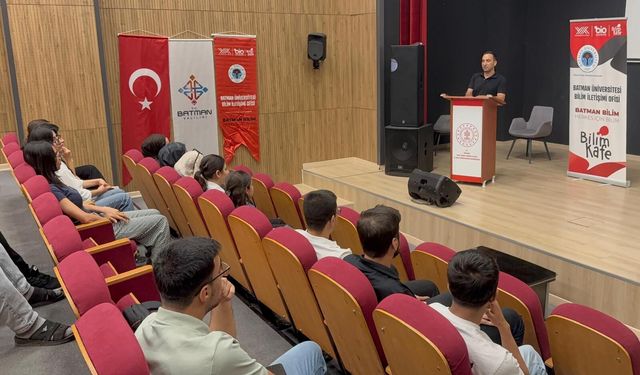 Geleceğin Meslekleri Bilim Kafe'de Masaya Yatırıldı