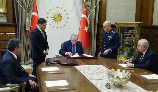 Yüksek Askeri Şura kararlarıyla TSK komuta kademesi yeniden şekillendi