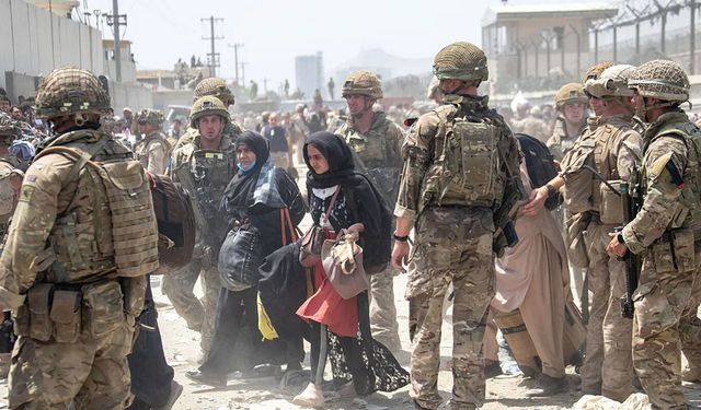 ABD'nin Afganistan işgali geride ağır bir yıkım bıraktı: On binlerce sivil hayatını kaybetti