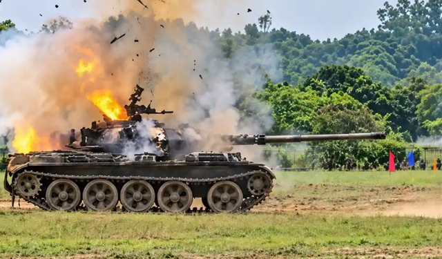 Bangladeş'te tatbikatta tank infilak etti: 2 asker öldü, 1 yüzbaşı ağır yaralı
