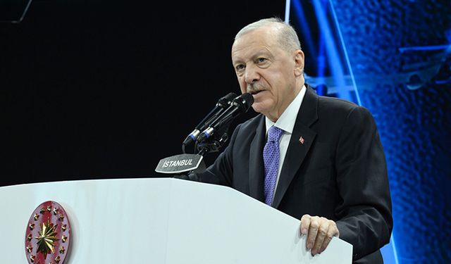Cumhurbaşkanı Erdoğan: İstanbul Havalimanı'nın pist sayısı 6'ya yükseldi