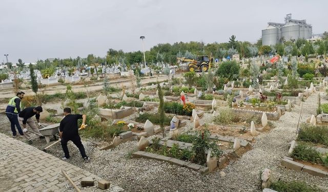 Batman Asri Mezarlık’ta Kapsamlı Bakım Çalışması