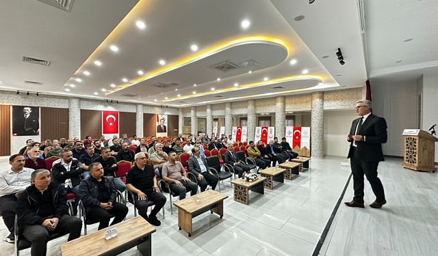 Batman’da İlkokul Müdür Yardımcıları Bir Araya Geldi