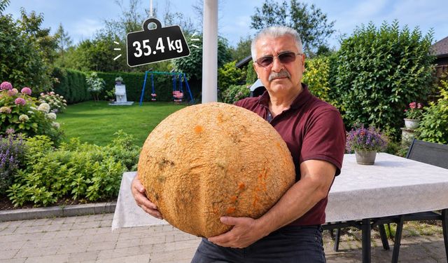 Batmanlı Necat Dinç, 35,4 Kiloluk Dev Kabak Yetiştirdi!