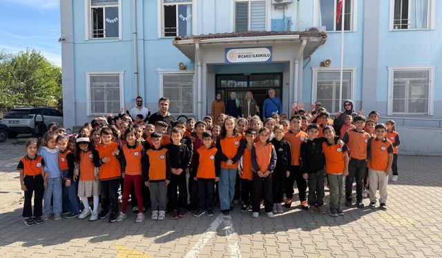Bıçakçı İlkokulu'nda Miniklere Ağız ve Diş Sağlığı Eğitimi