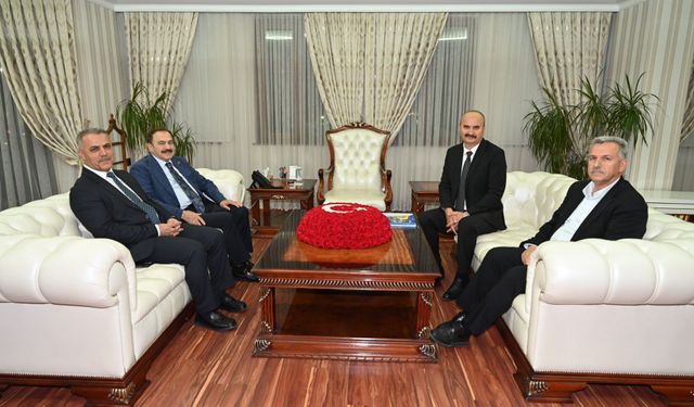 Eski Bakan Veysel Eroğlu Vali Canalp’i Ziyaret Etti