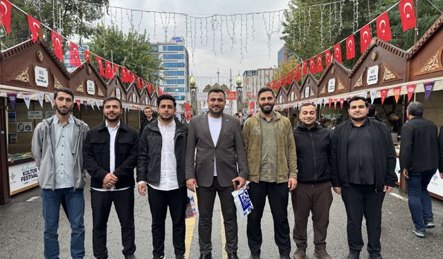 Hüda Par Gençlik Kolları’ndan Batman Kitap Fuarı’na Ziyaret