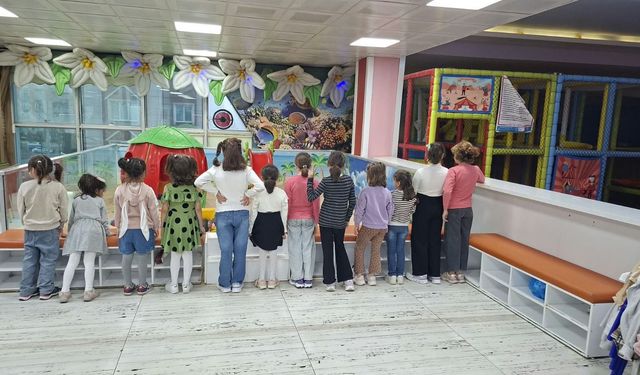 Koruma Altındaki Miniklere Oyun Alanı Gezisi