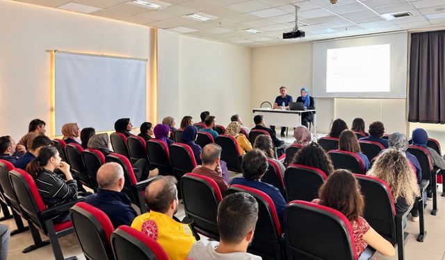 Kozluk Devlet Hastanesi’nde Anne Dostu Hastane Eğitimi