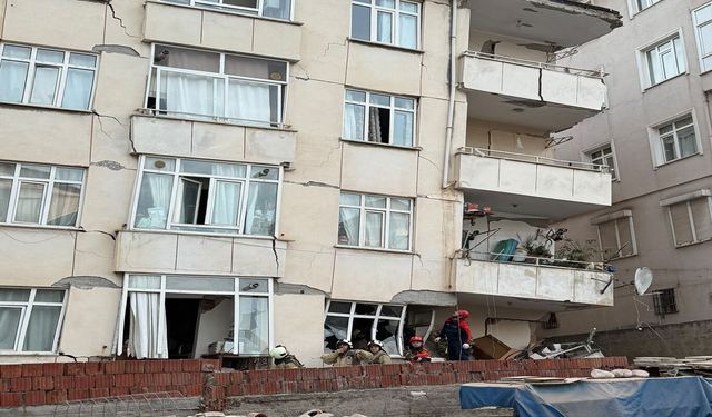 Maltepe'de çöken binanın mimarı ve şantiye şefi gözaltına alındı