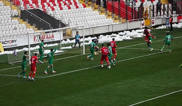 Sakaryaspor - Erzincanspor Maçı Tivibuspor Canlı İzle!