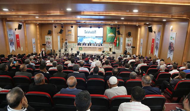 Selahaddin Eyyubi panelinde birlik mesajı: Tefrikayı bırakıp İslam kardeşliğine sarılmalıyız