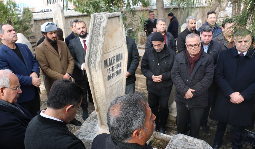 Mehmet Akif İnan vefat yıl dönümünde anıldı