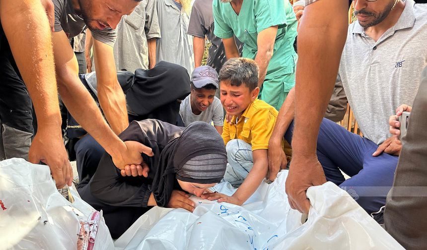 Siyonist rejim yardım bekleyen sivillere saldırdı: 13 şehit, 70 yaralı