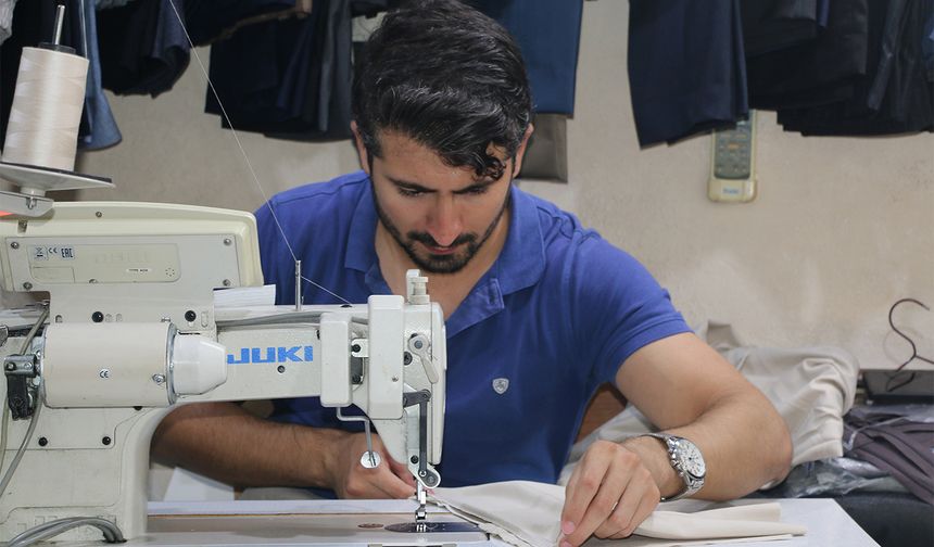 Hazır giyime rağmen terzilik hayata tutunuyor
