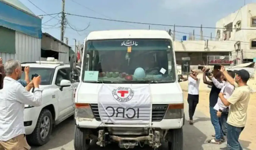 Deh esîr ji Xezzeyê hatin berdan