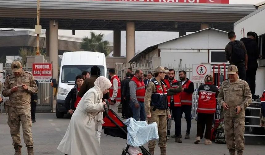 Bakan Yerlikaya ülkesine dönen Suriyeli sayısını açıkladı
