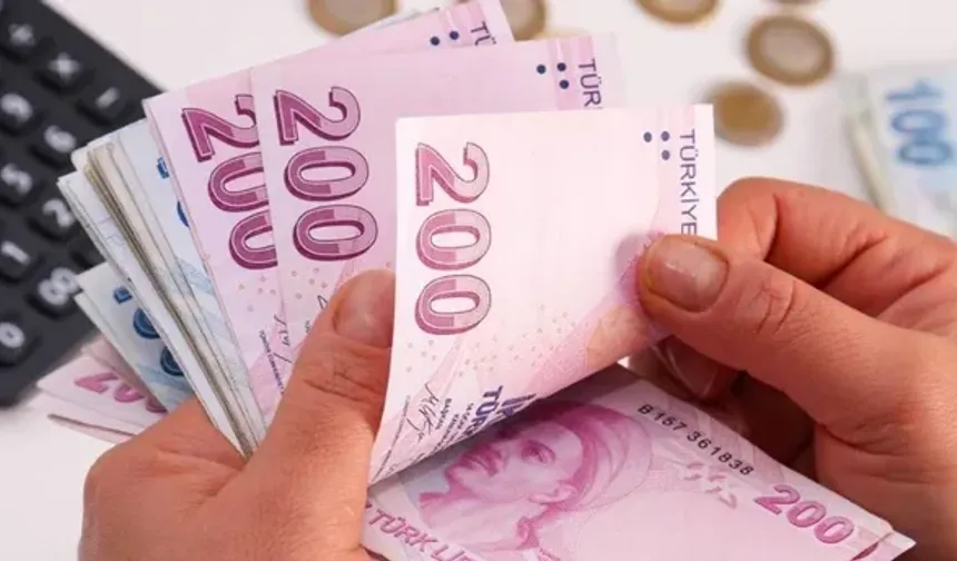 Kamu Personeline 30 Bin TL Seyyanen Zam Önergesi Geri Çekildi