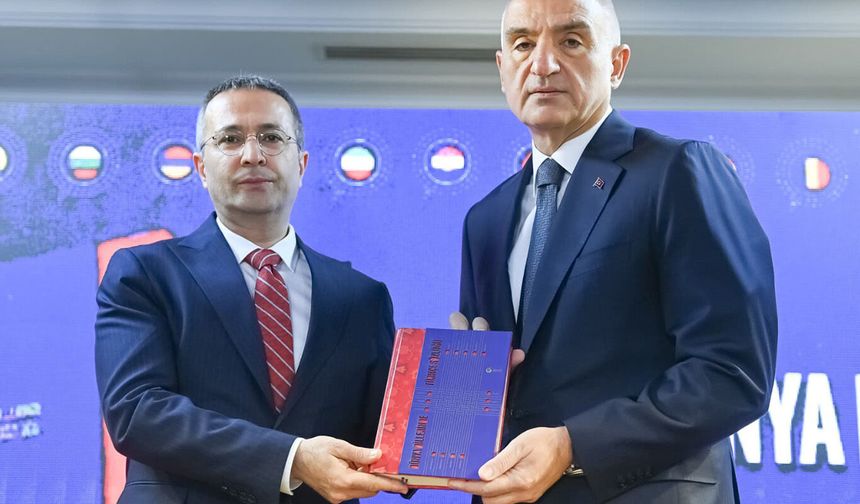 21 Şubat Uluslararası Ana Dil Günü'nde 'Dünya Dillerinde Türkçe' projesi tanıtıldı