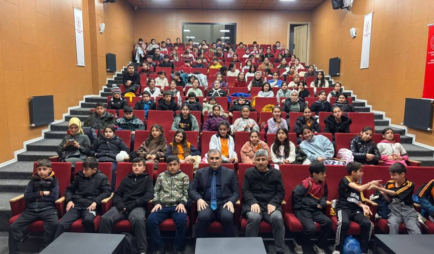 Beşiri’de Manevi Yolculuk: Öğrenciler Hz. Bilal’in İzinde!