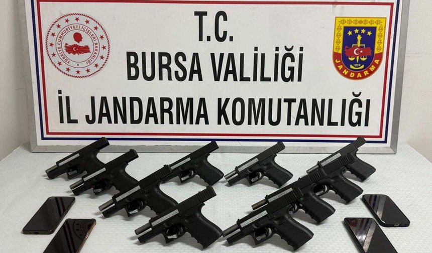 Bursa'da ruhsatsız silah operasyonu: 4 tutuklama