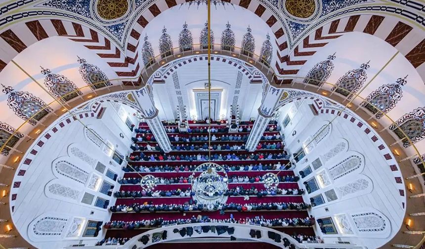 Cuma hutbesi: Bağımlılıkla mücadelede Ramazan bir fırsattır