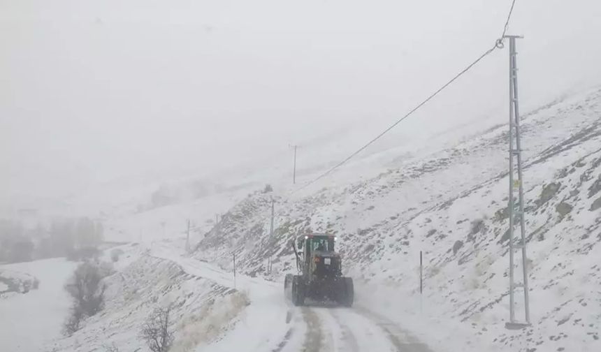 Erzurum'da taşımalı eğitime ara verildi