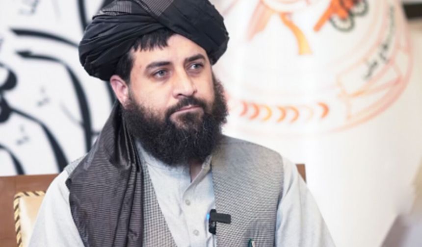 Afganistan Savunma Bakanı: Savaş ve barış Pakistan'a bağlı