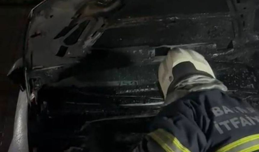 Batman'da site içinde park halindeki araç alev aldı