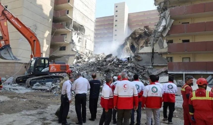 İran Kızılayı: ABD-siyonist rejim saldırılarında 105 binden fazla sivil birim zarar gördü