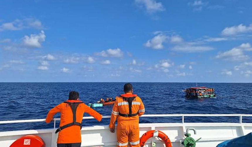 Li Endonezyayê keştiyek binav bû: 27 kes winda ne